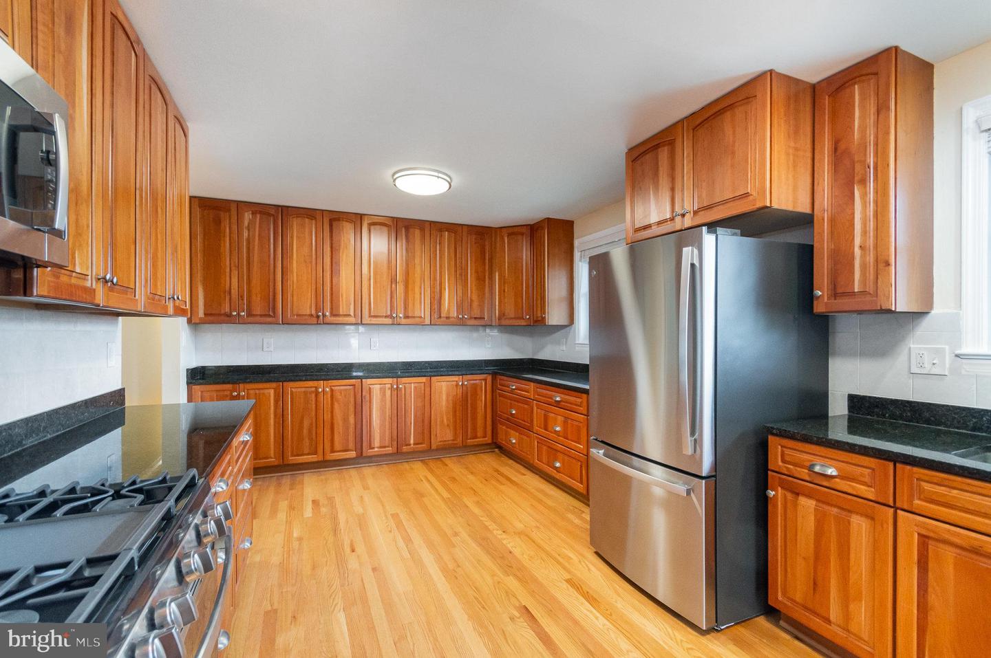7700 ARLEN ST, ANNANDALE, Virginia 22003, 4 Bedrooms Bedrooms, ,3 BathroomsBathrooms,Residential,For sale,7700 ARLEN ST,VAFX2224856 MLS # VAFX2224856