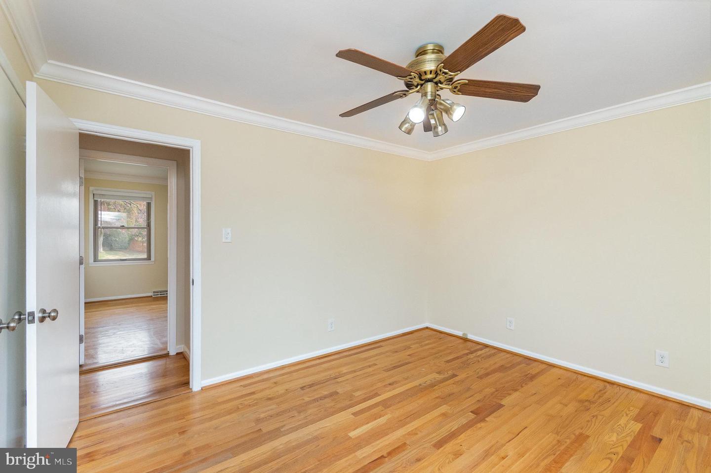 7700 ARLEN ST, ANNANDALE, Virginia 22003, 4 Bedrooms Bedrooms, ,3 BathroomsBathrooms,Residential,For sale,7700 ARLEN ST,VAFX2224856 MLS # VAFX2224856