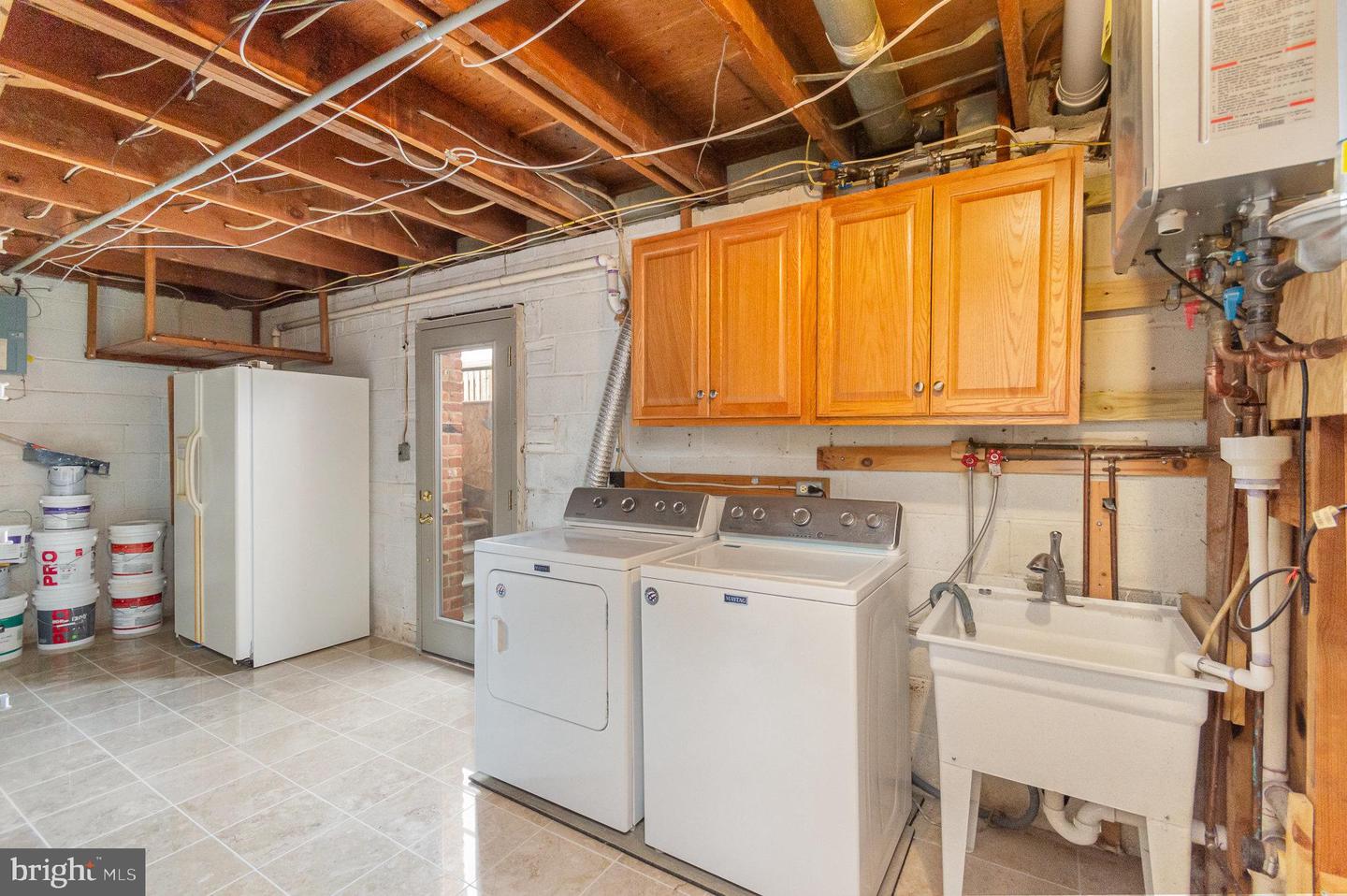 7700 ARLEN ST, ANNANDALE, Virginia 22003, 4 Bedrooms Bedrooms, ,3 BathroomsBathrooms,Residential,For sale,7700 ARLEN ST,VAFX2224856 MLS # VAFX2224856
