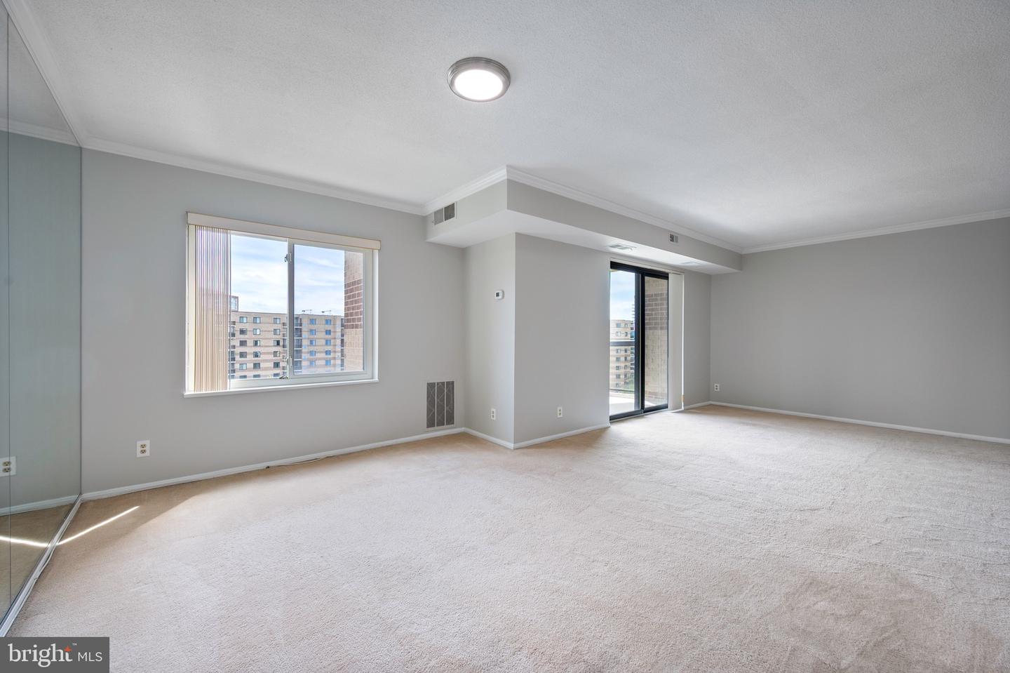 8350 GREENSBORO DR #709, MCLEAN, Virginia 22102, 1 Bedroom Bedrooms, ,1 BathroomBathrooms,Residential,For sale,8350 GREENSBORO DR #709,VAFX2225500 MLS # VAFX2225500