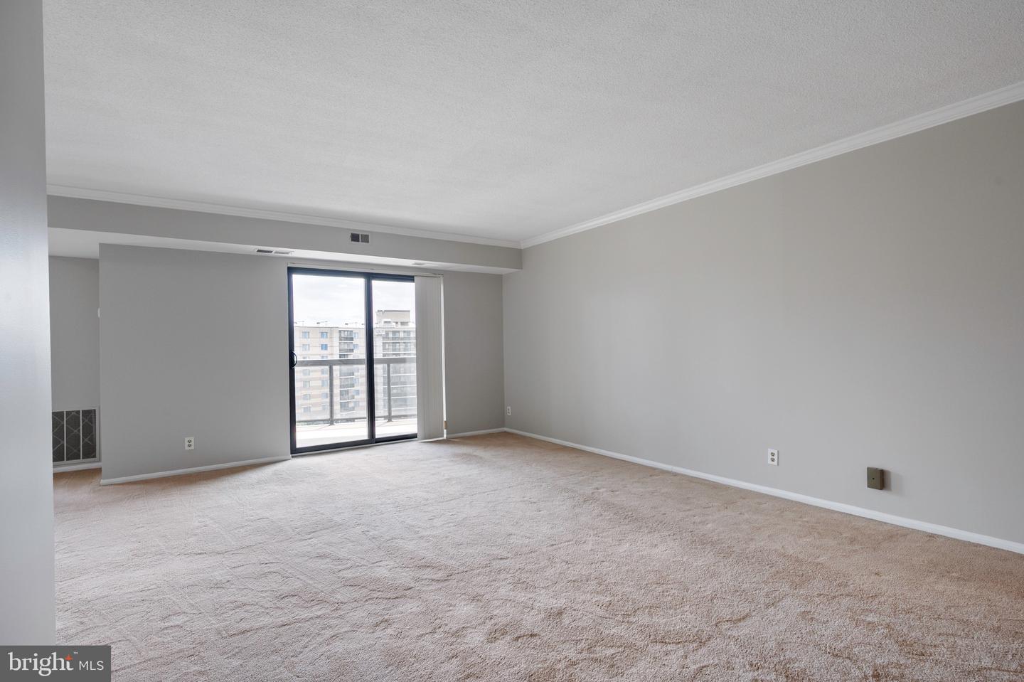 8350 GREENSBORO DR #709, MCLEAN, Virginia 22102, 1 Bedroom Bedrooms, ,1 BathroomBathrooms,Residential,For sale,8350 GREENSBORO DR #709,VAFX2225500 MLS # VAFX2225500