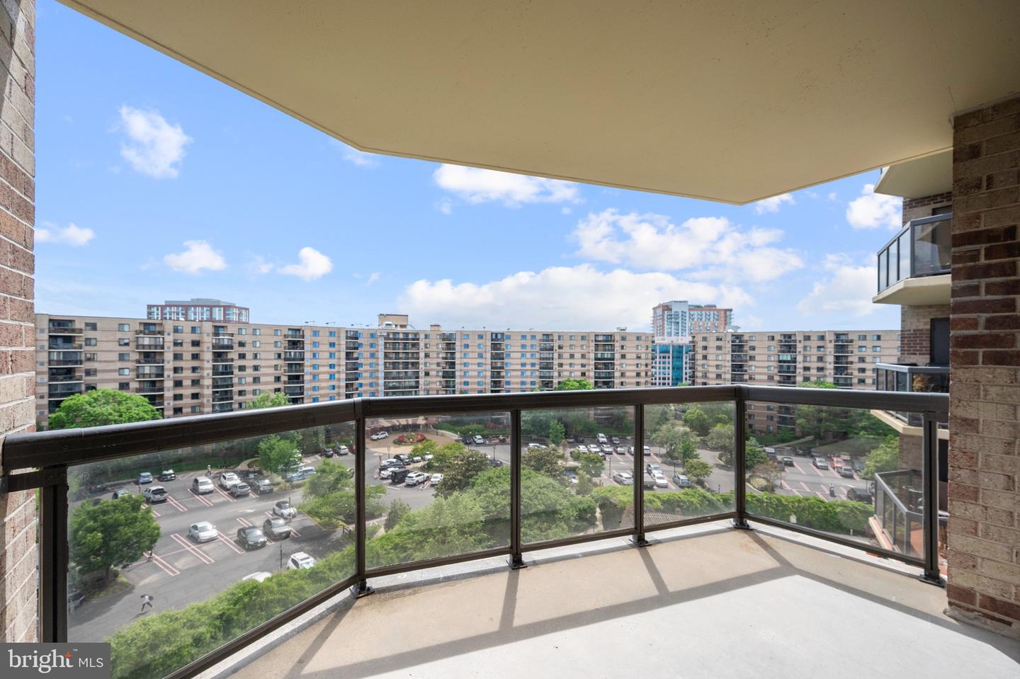8350 GREENSBORO DR #709, MCLEAN, Virginia 22102, 1 Bedroom Bedrooms, ,1 BathroomBathrooms,Residential,For sale,8350 GREENSBORO DR #709,VAFX2225500 MLS # VAFX2225500