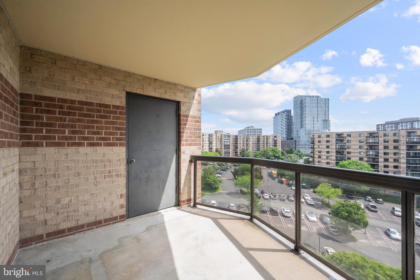 8350 GREENSBORO DR #709, MCLEAN, Virginia 22102, 1 Bedroom Bedrooms, ,1 BathroomBathrooms,Residential,For sale,8350 GREENSBORO DR #709,VAFX2225500 MLS # VAFX2225500