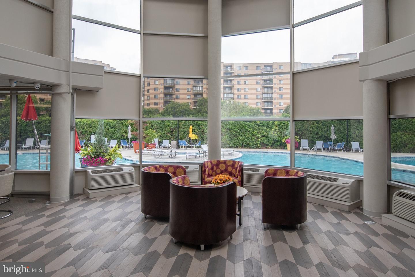 8350 GREENSBORO DR #709, MCLEAN, Virginia 22102, 1 Bedroom Bedrooms, ,1 BathroomBathrooms,Residential,For sale,8350 GREENSBORO DR #709,VAFX2225500 MLS # VAFX2225500