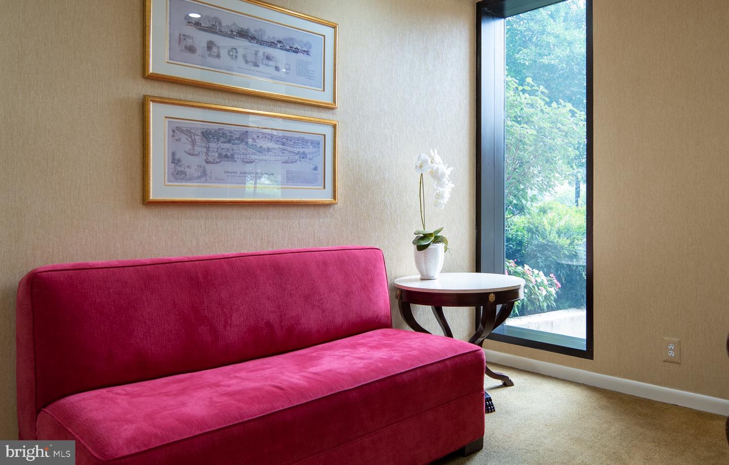 8350 GREENSBORO DR #709, MCLEAN, Virginia 22102, 1 Bedroom Bedrooms, ,1 BathroomBathrooms,Residential,For sale,8350 GREENSBORO DR #709,VAFX2225500 MLS # VAFX2225500