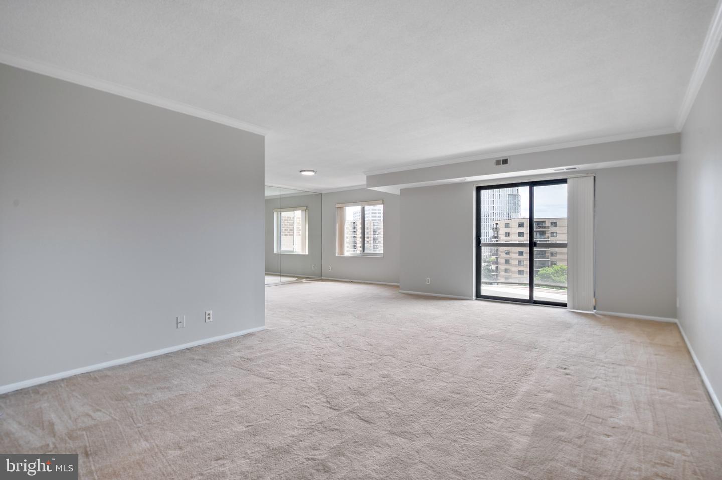 8350 GREENSBORO DR #709, MCLEAN, Virginia 22102, 1 Bedroom Bedrooms, ,1 BathroomBathrooms,Residential,For sale,8350 GREENSBORO DR #709,VAFX2225500 MLS # VAFX2225500