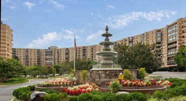 8350 GREENSBORO DR #709, MCLEAN, Virginia 22102, 1 Bedroom Bedrooms, ,1 BathroomBathrooms,Residential,For sale,8350 GREENSBORO DR #709,VAFX2225500 MLS # VAFX2225500