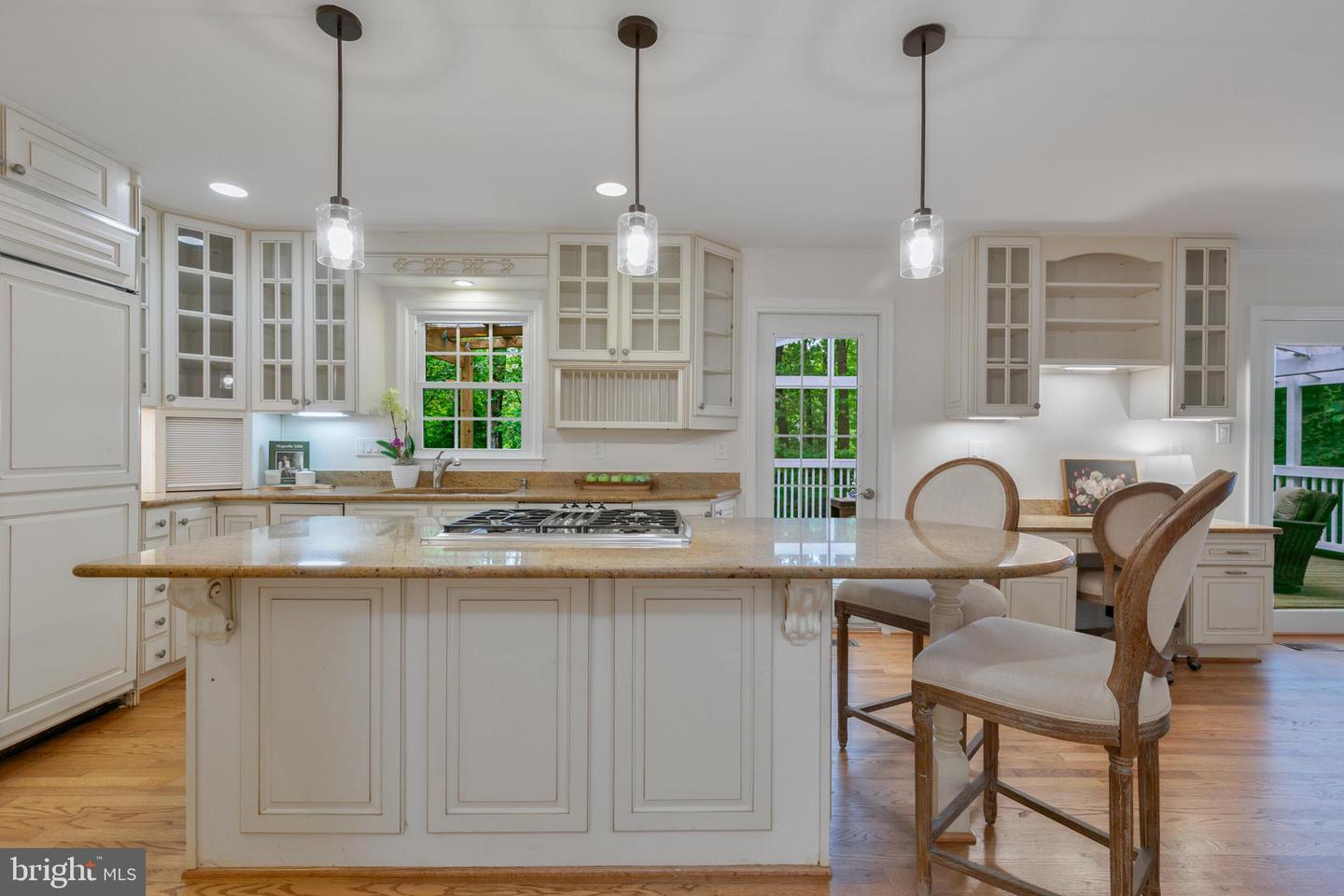 11800 QUARTER HORSE CT, OAKTON, Virginia 22124, 4 Bedrooms Bedrooms, ,3 BathroomsBathrooms,Residential,For sale,11800 QUARTER HORSE CT,VAFX2226910 MLS # VAFX2226910