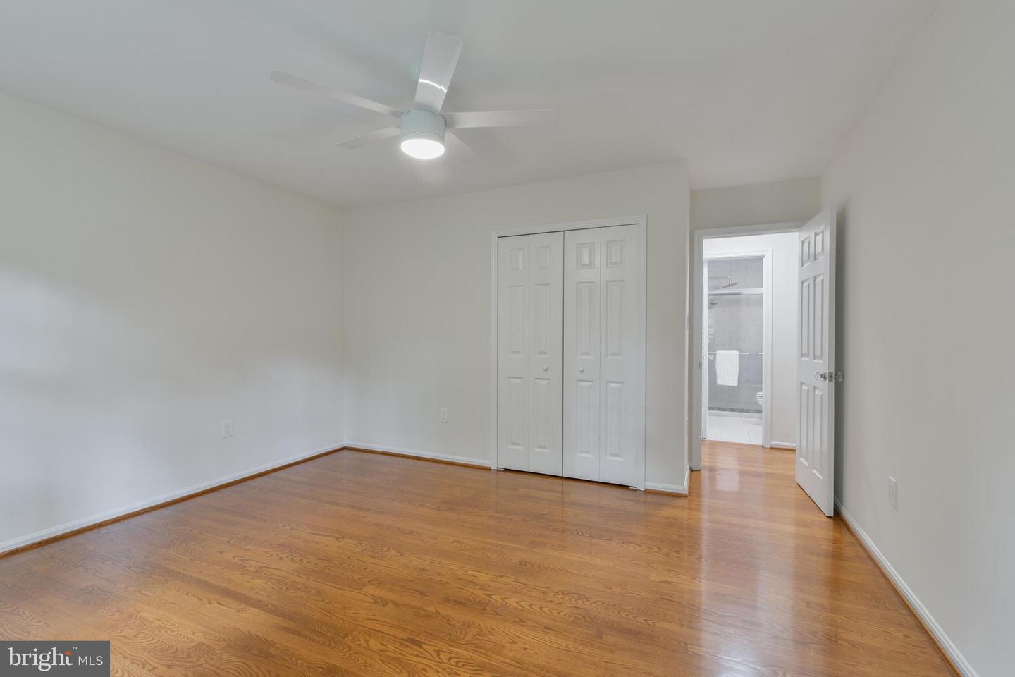 11800 QUARTER HORSE CT, OAKTON, Virginia 22124, 4 Bedrooms Bedrooms, ,3 BathroomsBathrooms,Residential,For sale,11800 QUARTER HORSE CT,VAFX2226910 MLS # VAFX2226910