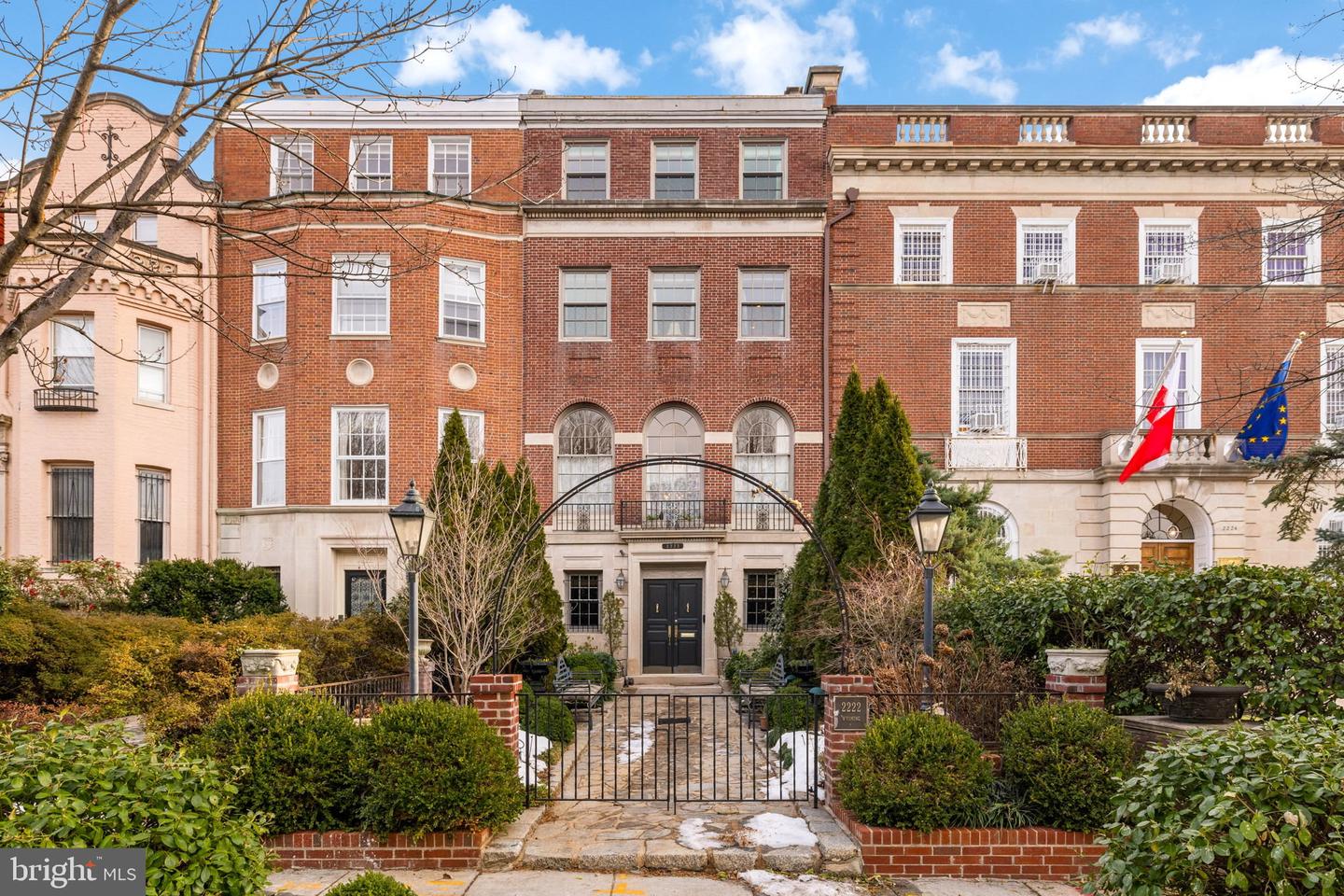 2222 WYOMING AVE NW, WASHINGTON, District Of Columbia 20008, 4 Bedrooms Bedrooms, ,5 BathroomsBathrooms,Residential,For sale,2222 WYOMING AVE NW,DCDC2189138 MLS # DCDC2189138