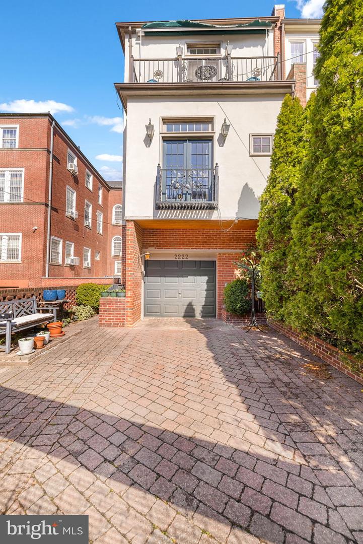 2222 WYOMING AVE NW, WASHINGTON, District Of Columbia 20008, 4 Bedrooms Bedrooms, ,5 BathroomsBathrooms,Residential,For sale,2222 WYOMING AVE NW,DCDC2189138 MLS # DCDC2189138