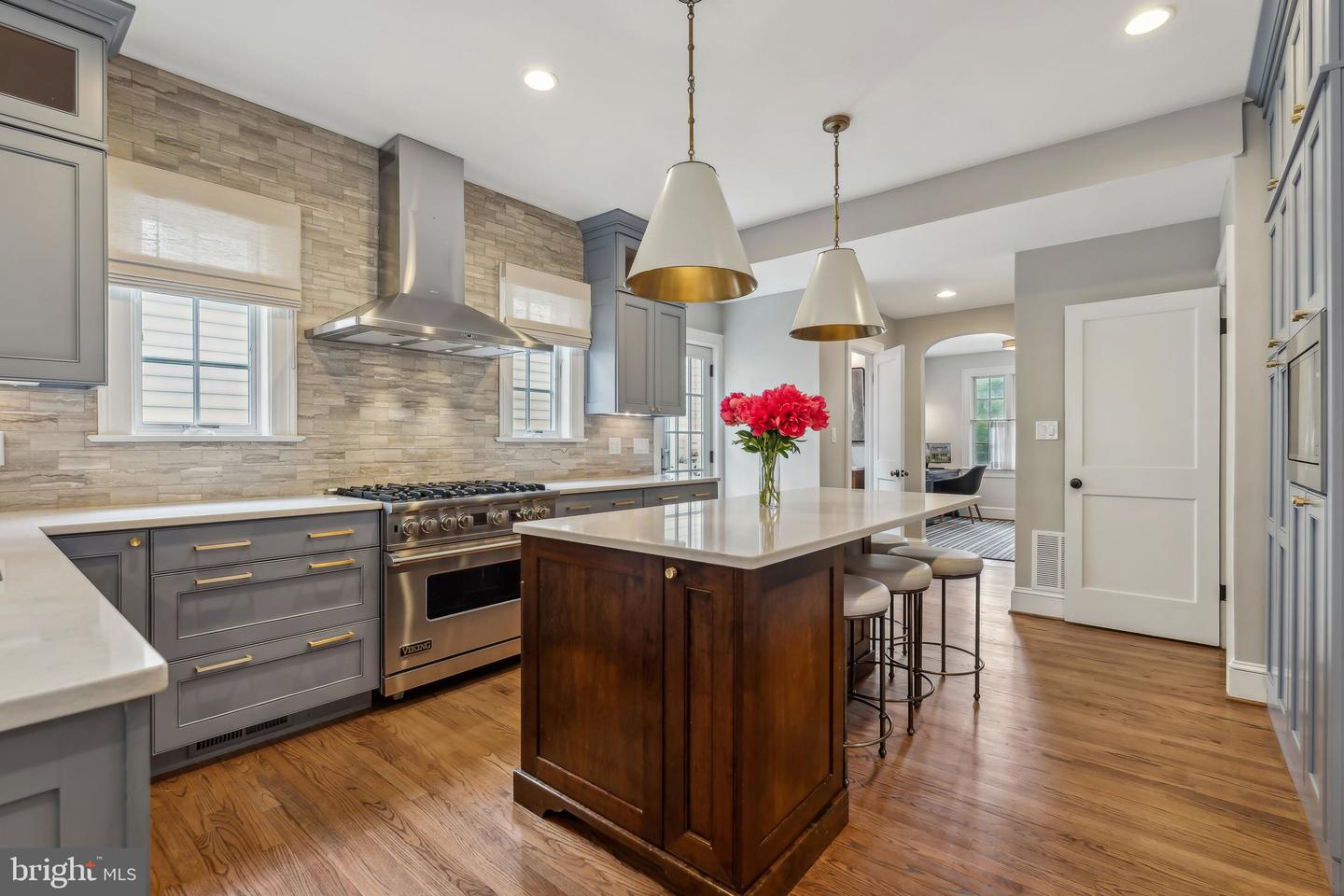 3235 QUESADA ST NW, WASHINGTON, District Of Columbia 20015, 4 Bedrooms Bedrooms, ,4 BathroomsBathrooms,Residential,For sale,3235 QUESADA ST NW,DCDC2189616 MLS # DCDC2189616