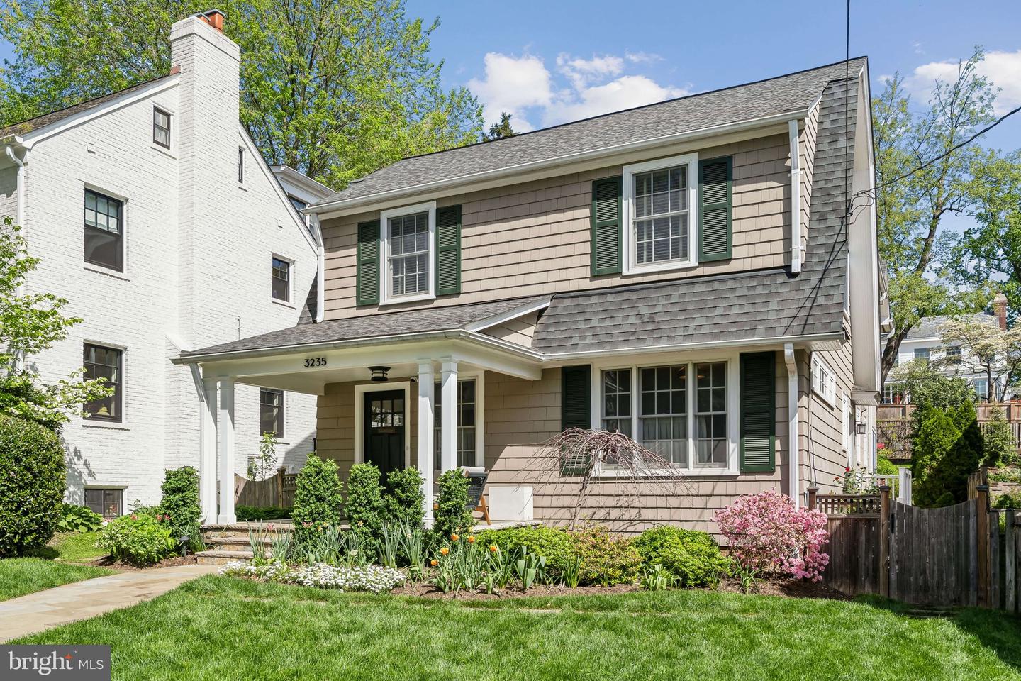 3235 QUESADA ST NW, WASHINGTON, District Of Columbia 20015, 4 Bedrooms Bedrooms, ,4 BathroomsBathrooms,Residential,For sale,3235 QUESADA ST NW,DCDC2189616 MLS # DCDC2189616