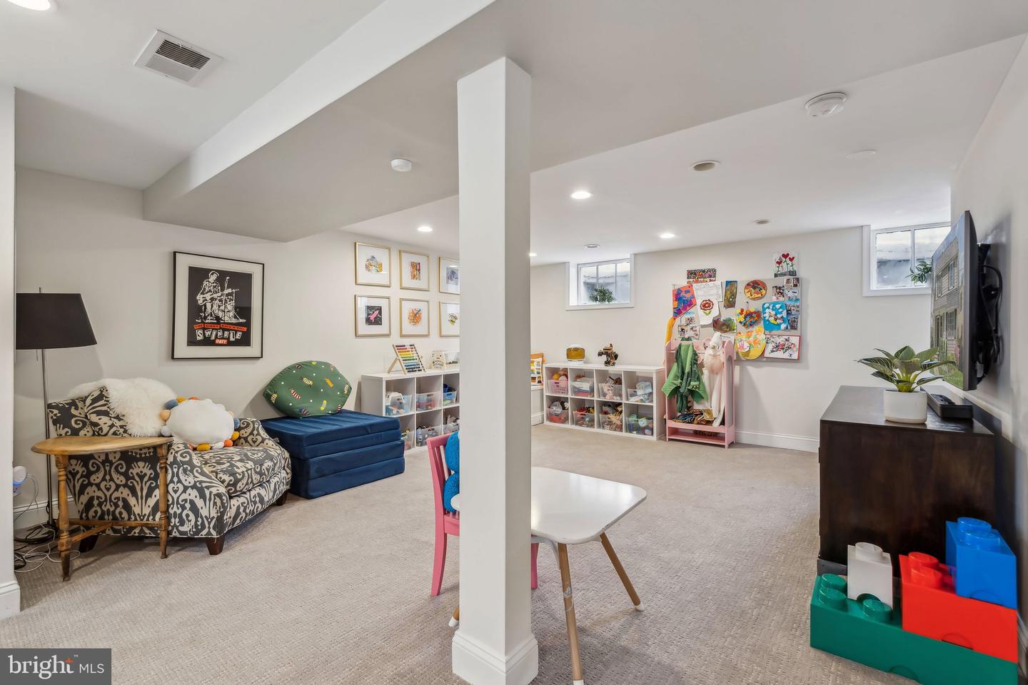 3235 QUESADA ST NW, WASHINGTON, District Of Columbia 20015, 4 Bedrooms Bedrooms, ,4 BathroomsBathrooms,Residential,For sale,3235 QUESADA ST NW,DCDC2189616 MLS # DCDC2189616