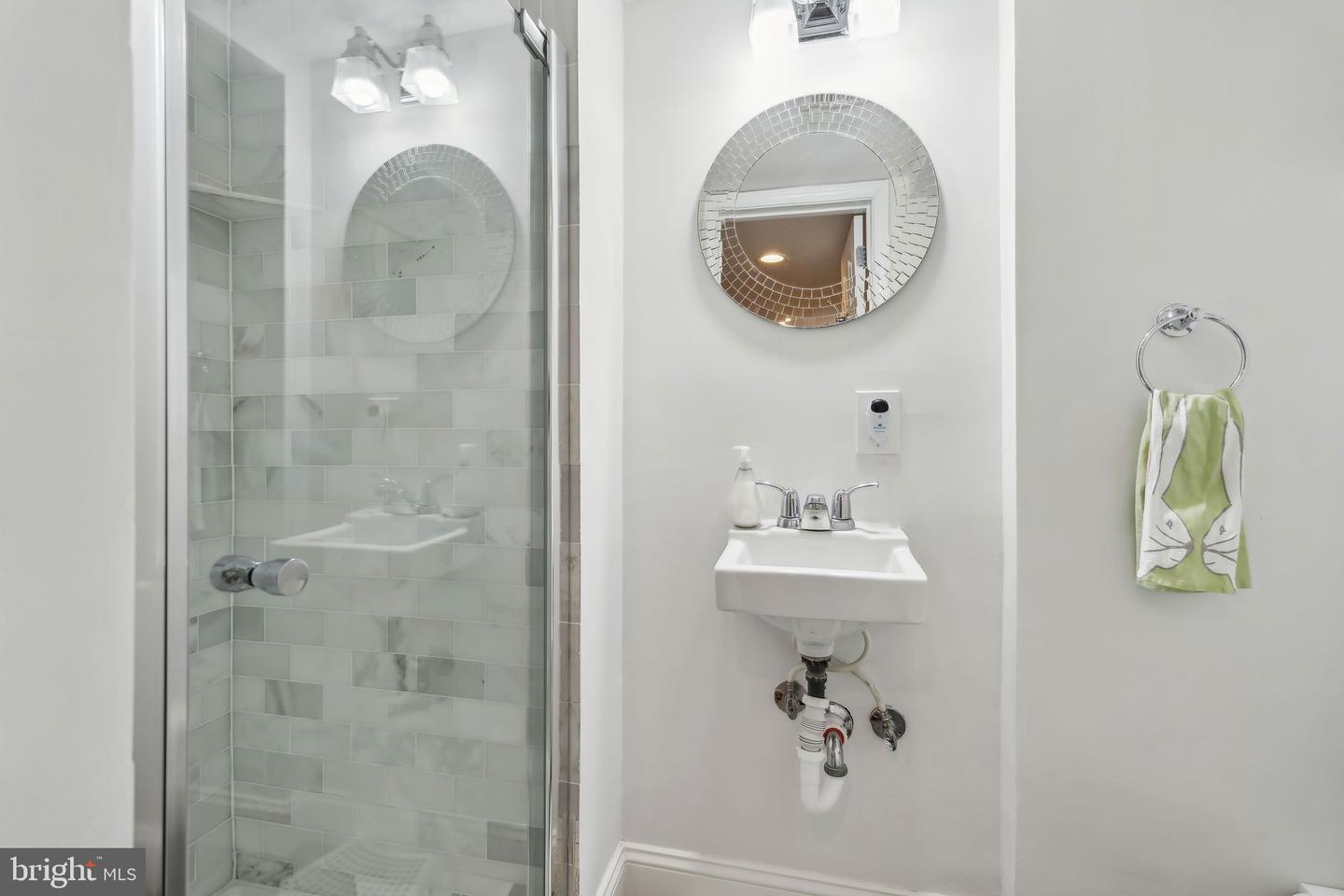 3235 QUESADA ST NW, WASHINGTON, District Of Columbia 20015, 4 Bedrooms Bedrooms, ,4 BathroomsBathrooms,Residential,For sale,3235 QUESADA ST NW,DCDC2189616 MLS # DCDC2189616