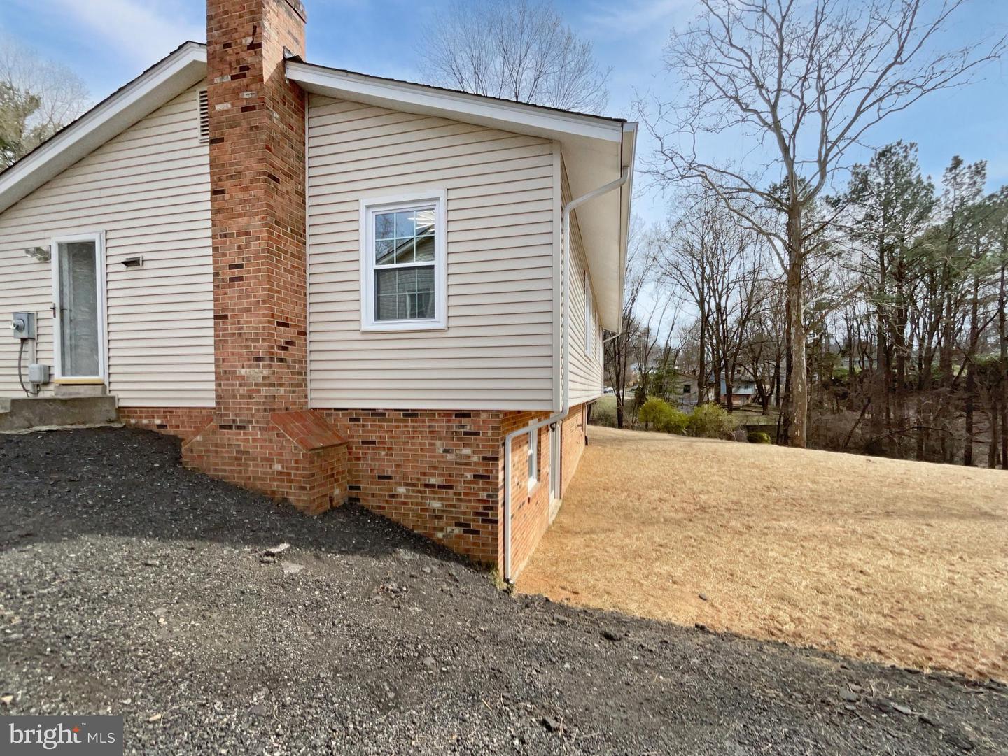 12506 COLBY DR, WOODBRIDGE, Virginia 22192, 4 Bedrooms Bedrooms, ,3 BathroomsBathrooms,Residential,For sale,12506 COLBY DR,VAPW2089510 MLS # VAPW2089510