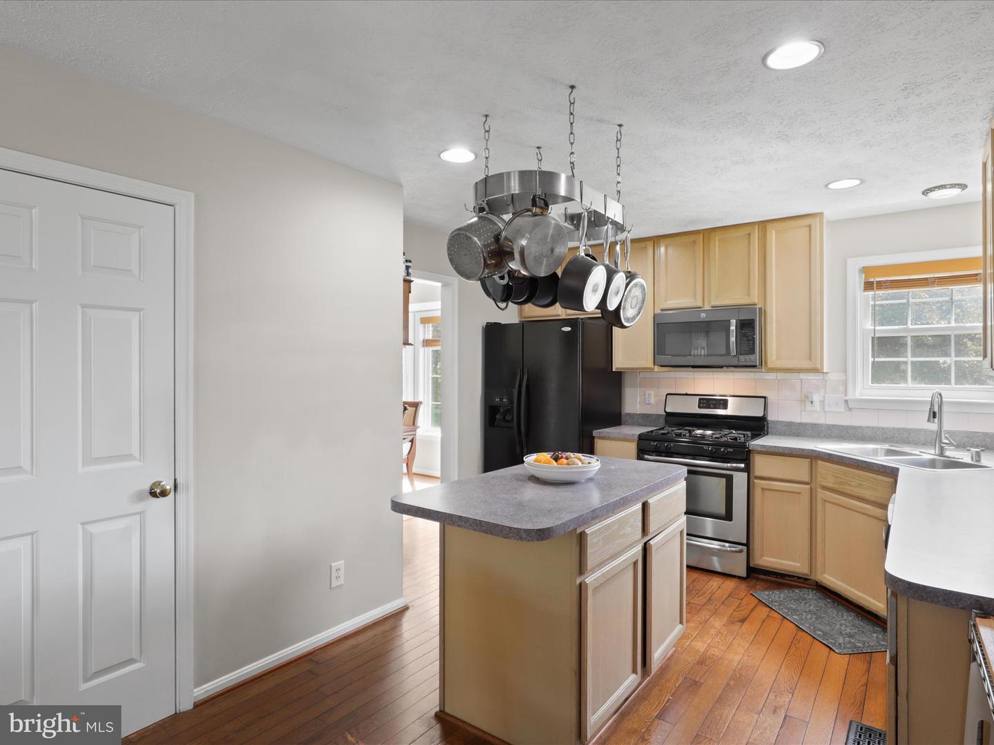 2006 SIERRA DR, FREDERICKSBURG, Virginia 22405, 4 Bedrooms Bedrooms, ,3 BathroomsBathrooms,Residential,For sale,2006 SIERRA DR,VAST2036812 MLS # VAST2036812