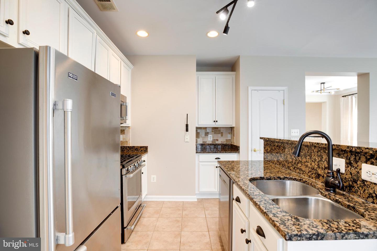 7168 LITTLE THAMES DR, GAINESVILLE, Virginia 20155, 3 Bedrooms Bedrooms, ,2 BathroomsBathrooms,Residential,For sale,7168 LITTLE THAMES DR,VAPW2089612 MLS # VAPW2089612