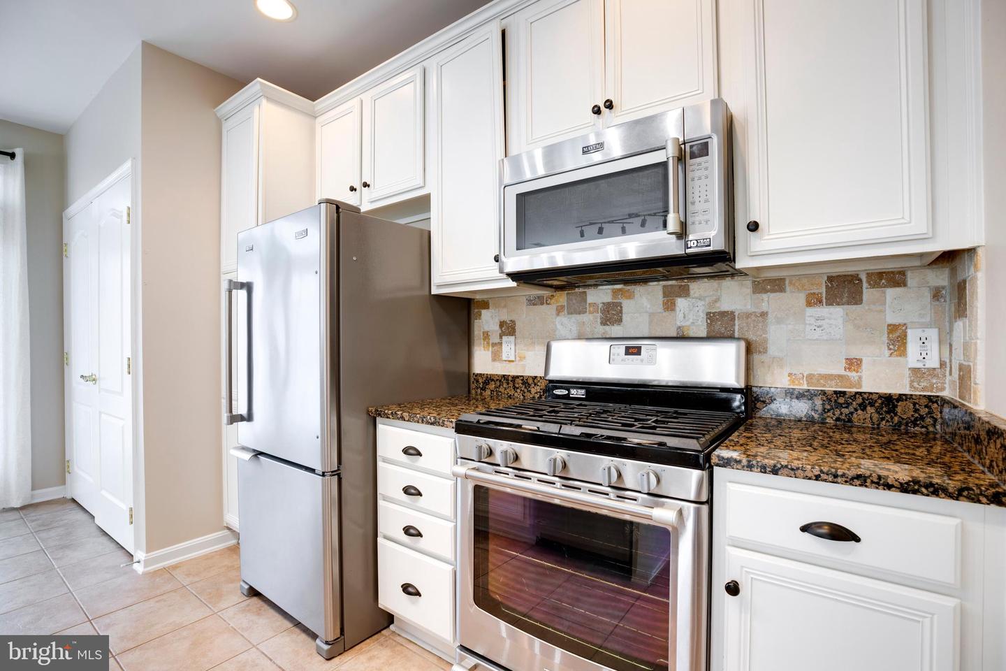 7168 LITTLE THAMES DR, GAINESVILLE, Virginia 20155, 3 Bedrooms Bedrooms, ,2 BathroomsBathrooms,Residential,For sale,7168 LITTLE THAMES DR,VAPW2089612 MLS # VAPW2089612