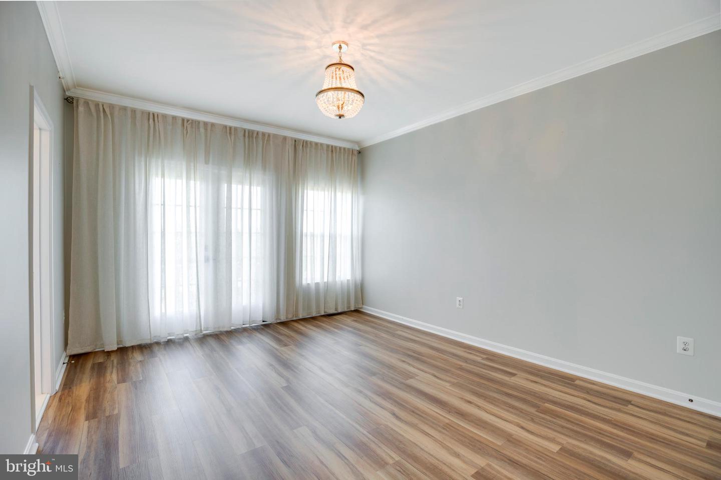 7168 LITTLE THAMES DR, GAINESVILLE, Virginia 20155, 3 Bedrooms Bedrooms, ,2 BathroomsBathrooms,Residential,For sale,7168 LITTLE THAMES DR,VAPW2089612 MLS # VAPW2089612