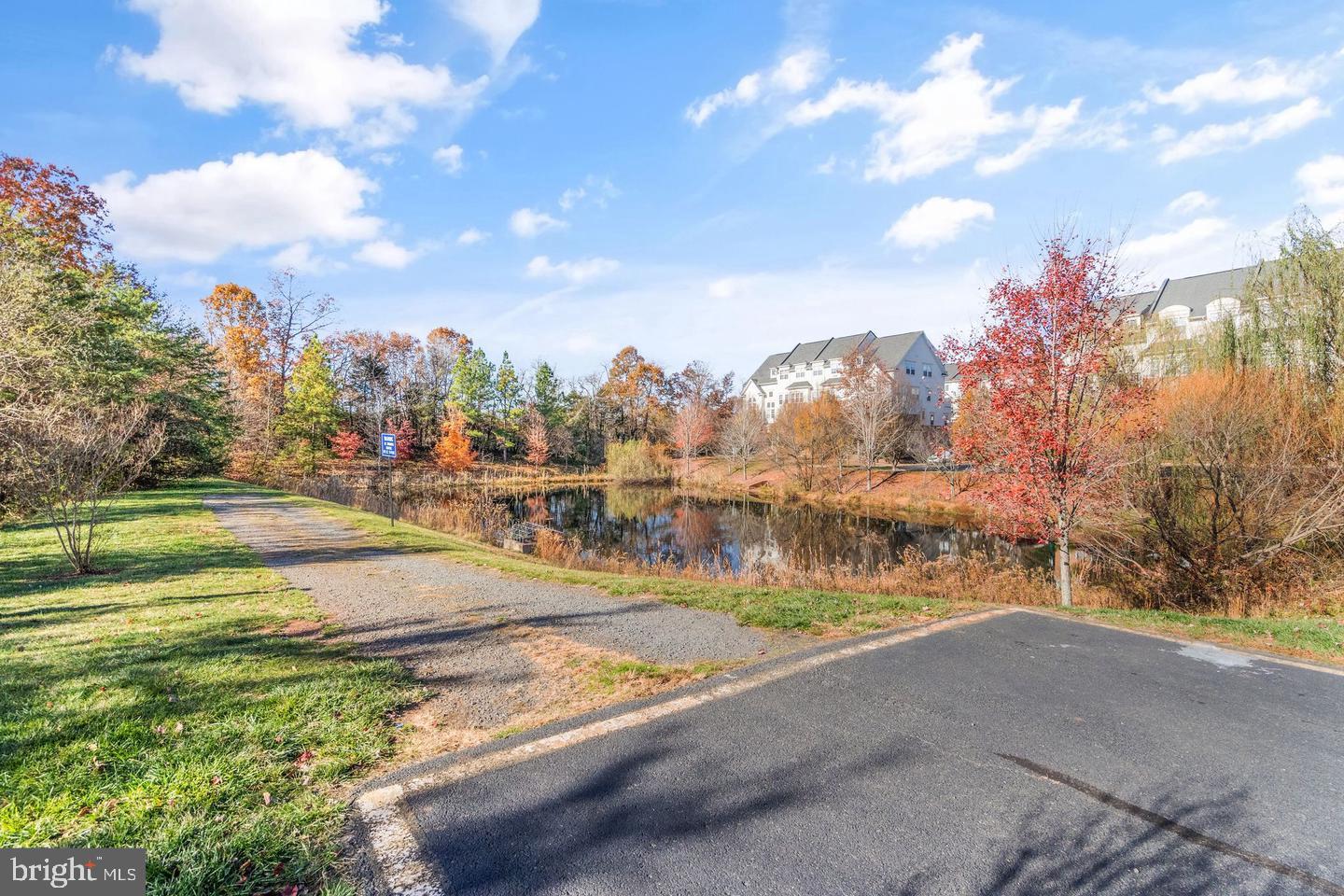 7168 LITTLE THAMES DR, GAINESVILLE, Virginia 20155, 3 Bedrooms Bedrooms, ,2 BathroomsBathrooms,Residential,For sale,7168 LITTLE THAMES DR,VAPW2089612 MLS # VAPW2089612