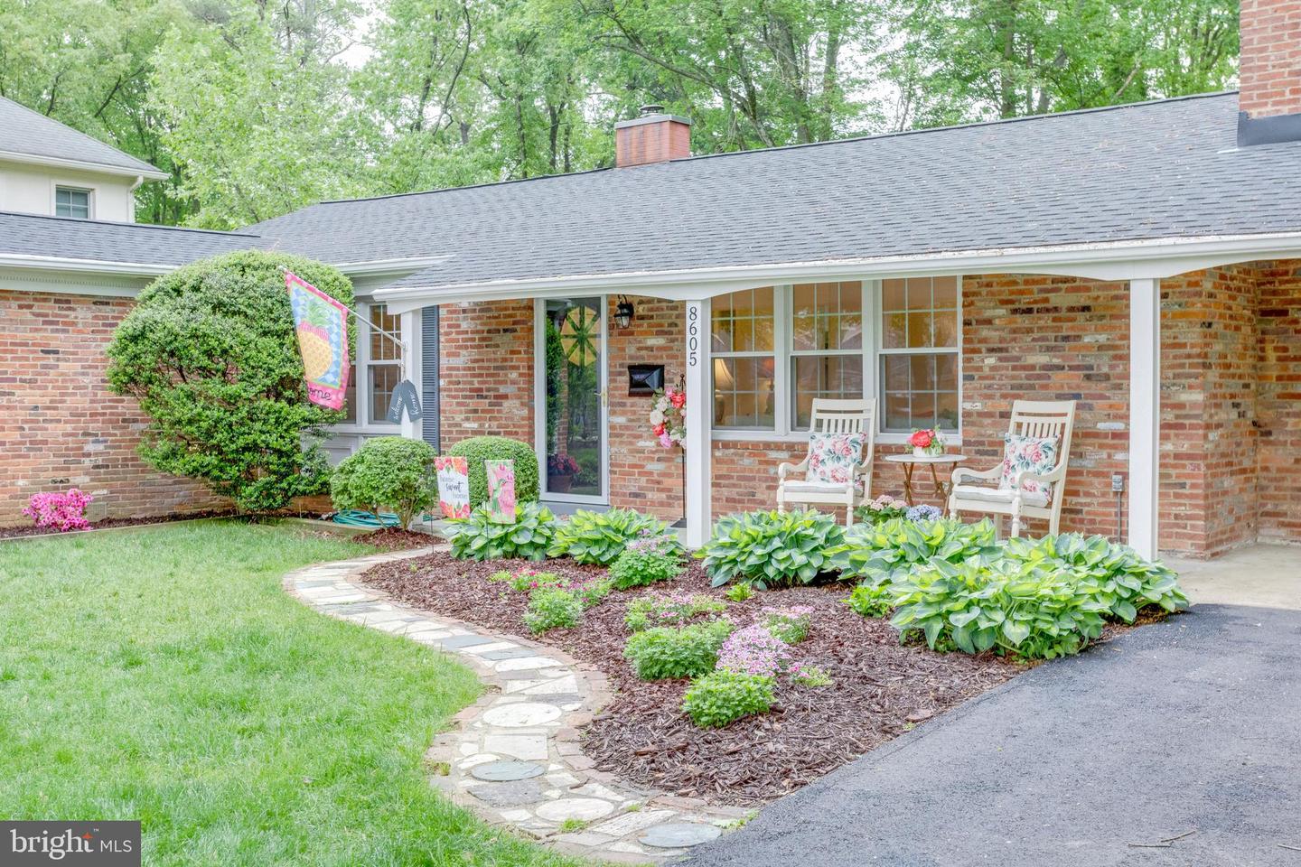 8605 VIRGINIA AVE, ANNANDALE, Virginia 22003, 4 Bedrooms Bedrooms, ,3 BathroomsBathrooms,Residential,For sale,8605 VIRGINIA AVE,VAFX2227936 MLS # VAFX2227936