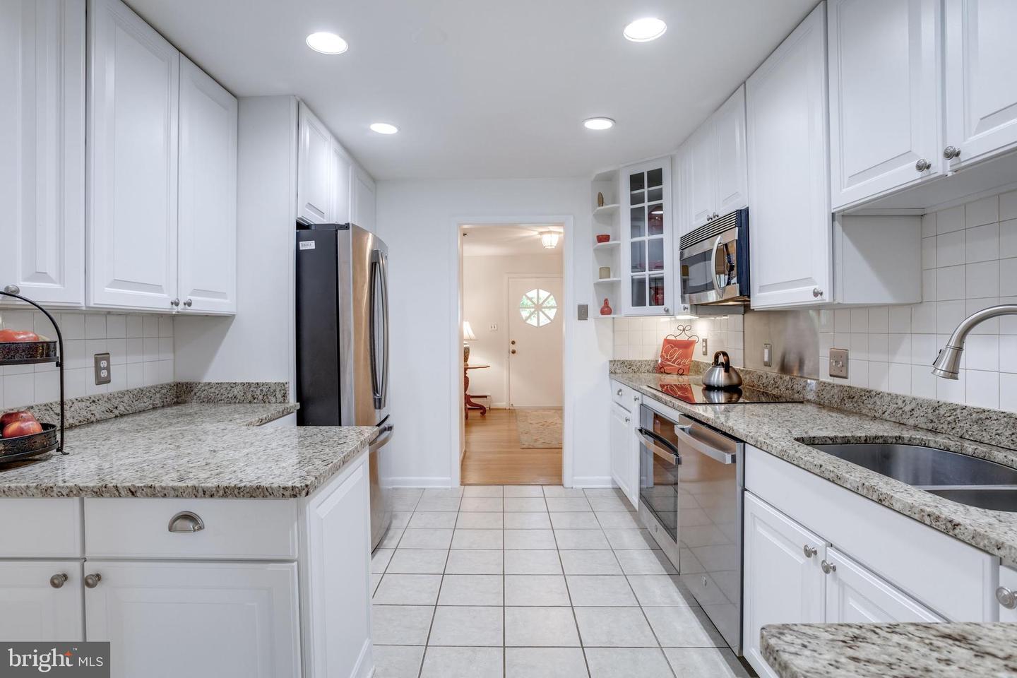 8605 VIRGINIA AVE, ANNANDALE, Virginia 22003, 4 Bedrooms Bedrooms, ,3 BathroomsBathrooms,Residential,For sale,8605 VIRGINIA AVE,VAFX2227936 MLS # VAFX2227936