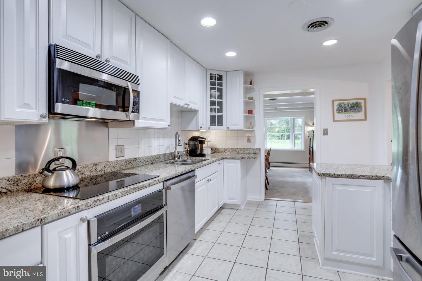 8605 VIRGINIA AVE, ANNANDALE, Virginia 22003, 4 Bedrooms Bedrooms, ,3 BathroomsBathrooms,Residential,For sale,8605 VIRGINIA AVE,VAFX2227936 MLS # VAFX2227936