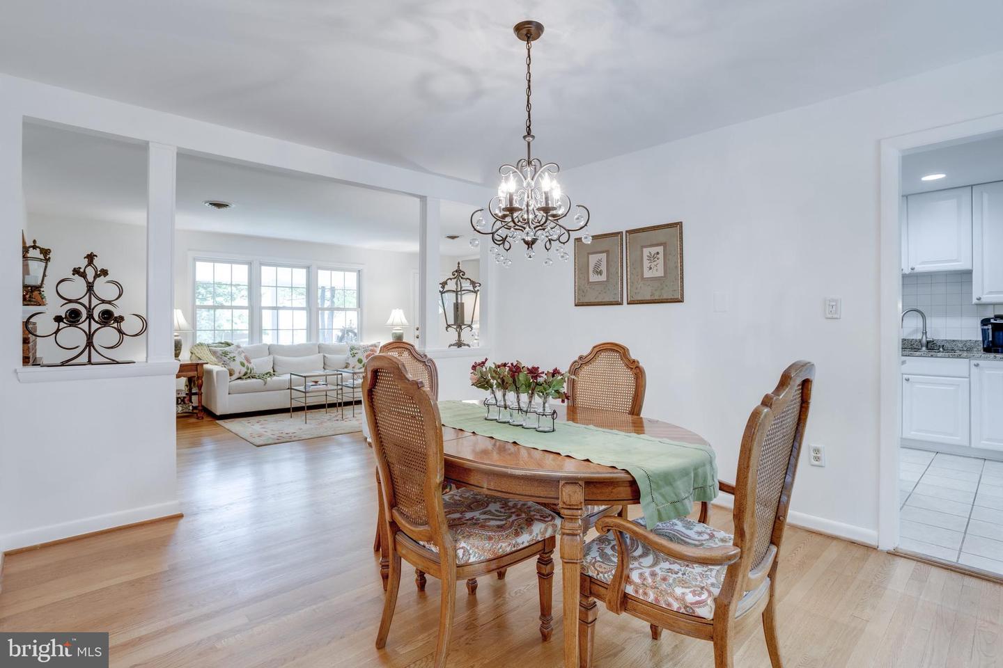 8605 VIRGINIA AVE, ANNANDALE, Virginia 22003, 4 Bedrooms Bedrooms, ,3 BathroomsBathrooms,Residential,For sale,8605 VIRGINIA AVE,VAFX2227936 MLS # VAFX2227936