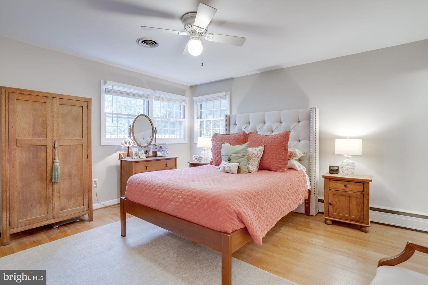 8605 VIRGINIA AVE, ANNANDALE, Virginia 22003, 4 Bedrooms Bedrooms, ,3 BathroomsBathrooms,Residential,For sale,8605 VIRGINIA AVE,VAFX2227936 MLS # VAFX2227936
