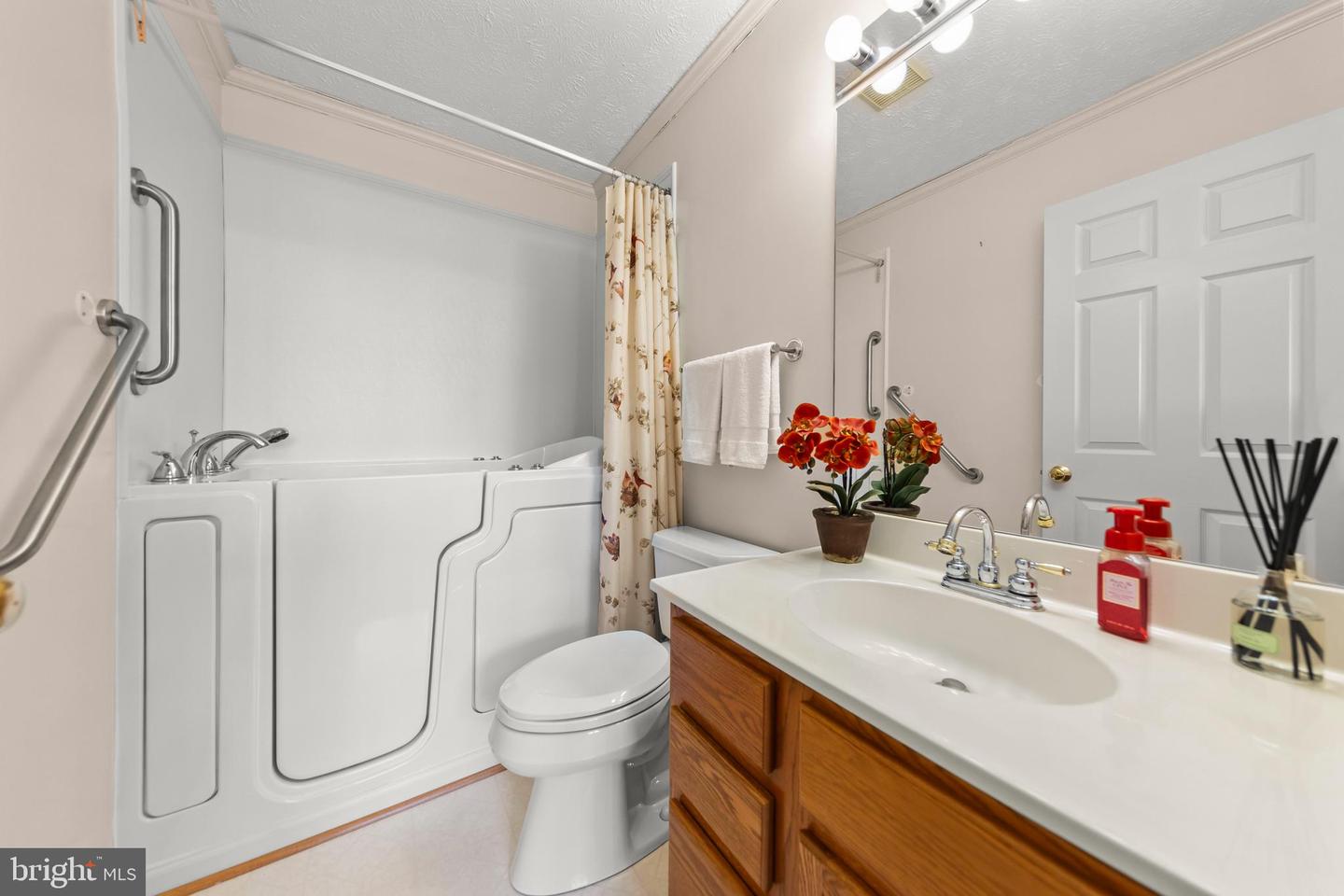 2617 CORNERSTONE CIR, WINCHESTER, Virginia 22601, 2 Bedrooms Bedrooms, ,1 BathroomBathrooms,Residential,For sale,2617 CORNERSTONE CIR,VAWI2007334 MLS # VAWI2007334