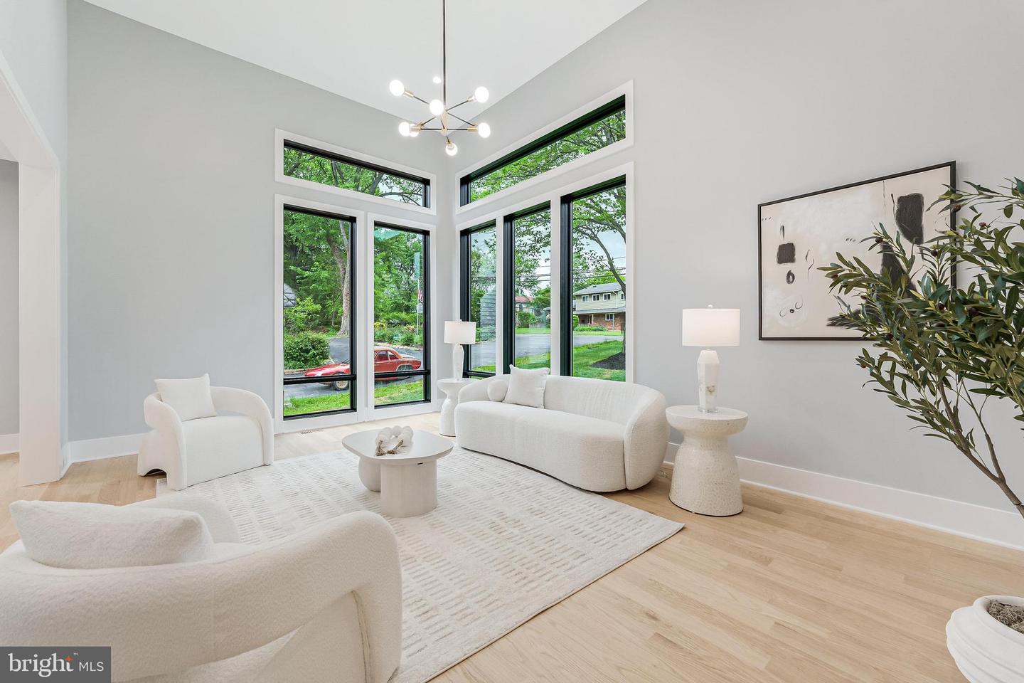 1052 BALLS HILL RD, MCLEAN, Virginia 22101, 6 Bedrooms Bedrooms, ,6 BathroomsBathrooms,Residential,For sale,1052 BALLS HILL RD,VAFX2228376 MLS # VAFX2228376