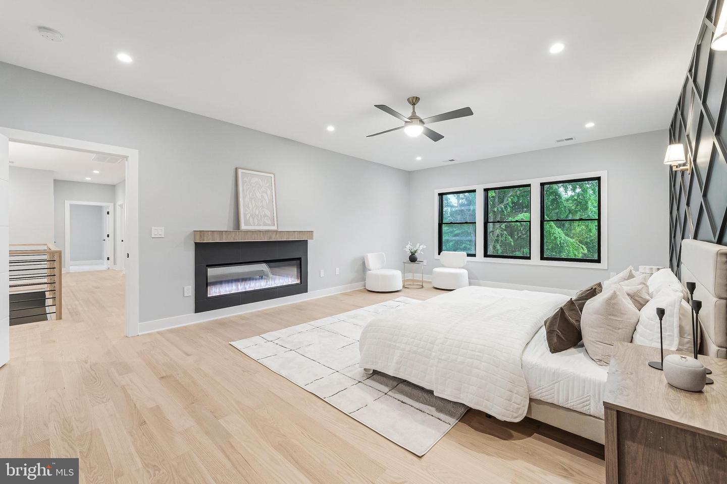 1052 BALLS HILL RD, MCLEAN, Virginia 22101, 6 Bedrooms Bedrooms, ,6 BathroomsBathrooms,Residential,For sale,1052 BALLS HILL RD,VAFX2228376 MLS # VAFX2228376