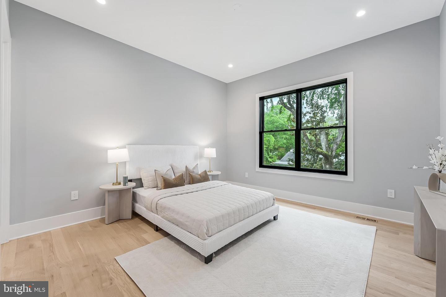 1052 BALLS HILL RD, MCLEAN, Virginia 22101, 6 Bedrooms Bedrooms, ,6 BathroomsBathrooms,Residential,For sale,1052 BALLS HILL RD,VAFX2228376 MLS # VAFX2228376