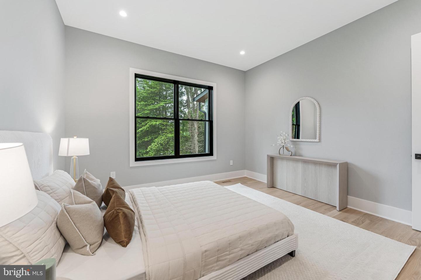 1052 BALLS HILL RD, MCLEAN, Virginia 22101, 6 Bedrooms Bedrooms, ,6 BathroomsBathrooms,Residential,For sale,1052 BALLS HILL RD,VAFX2228376 MLS # VAFX2228376