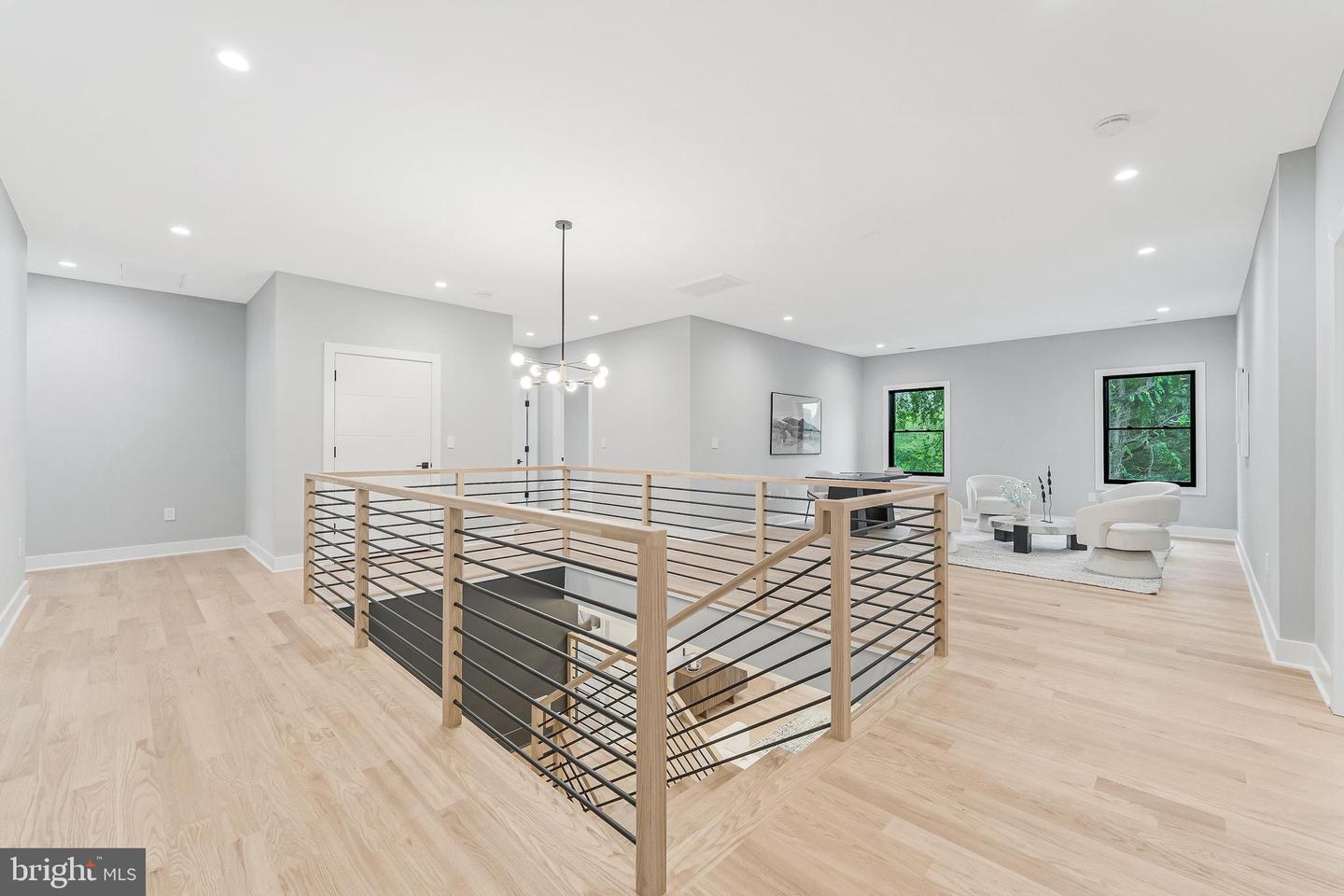 1052 BALLS HILL RD, MCLEAN, Virginia 22101, 6 Bedrooms Bedrooms, ,6 BathroomsBathrooms,Residential,For sale,1052 BALLS HILL RD,VAFX2228376 MLS # VAFX2228376