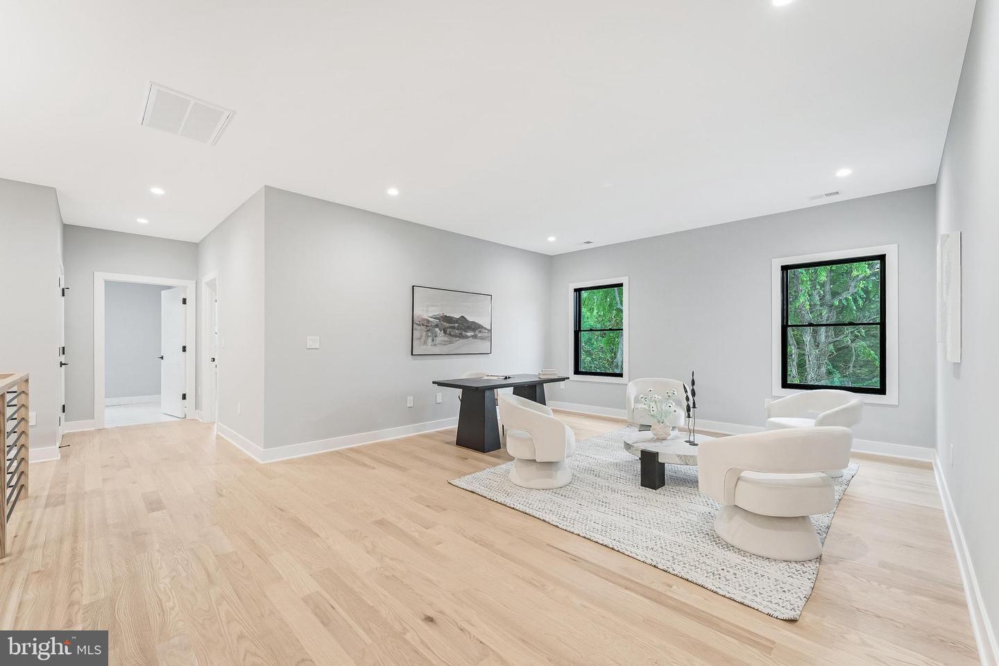 1052 BALLS HILL RD, MCLEAN, Virginia 22101, 6 Bedrooms Bedrooms, ,6 BathroomsBathrooms,Residential,For sale,1052 BALLS HILL RD,VAFX2228376 MLS # VAFX2228376