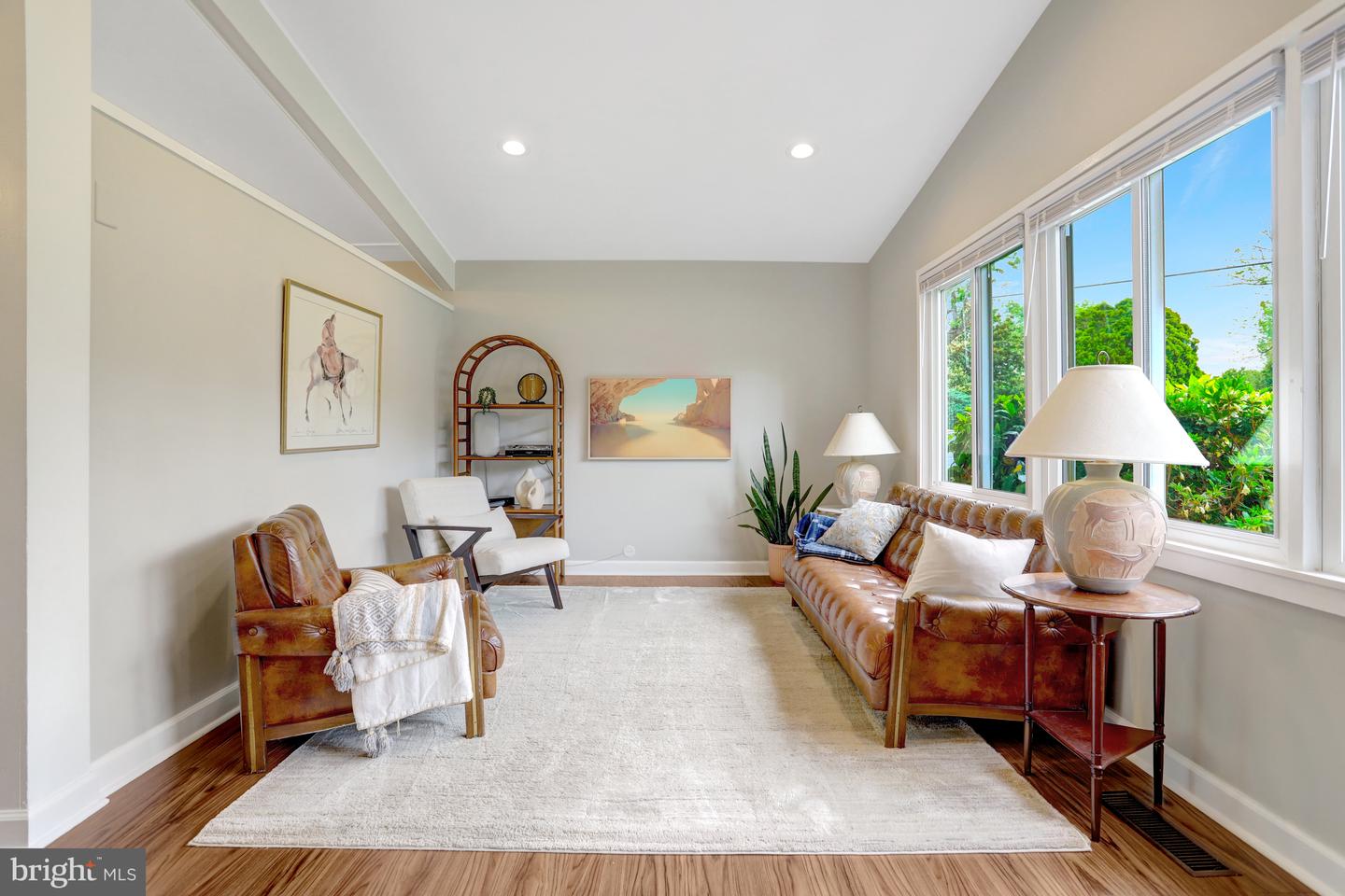 4001 IVANHOE LN, ALEXANDRIA, Virginia 22310, 4 Bedrooms Bedrooms, ,2 BathroomsBathrooms,Residential,For sale,4001 IVANHOE LN,VAFX2228874 MLS # VAFX2228874