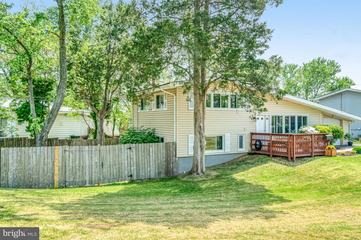 4001 IVANHOE LN, ALEXANDRIA, Virginia 22310, 4 Bedrooms Bedrooms, ,2 BathroomsBathrooms,Residential,For sale,4001 IVANHOE LN,VAFX2228874 MLS # VAFX2228874