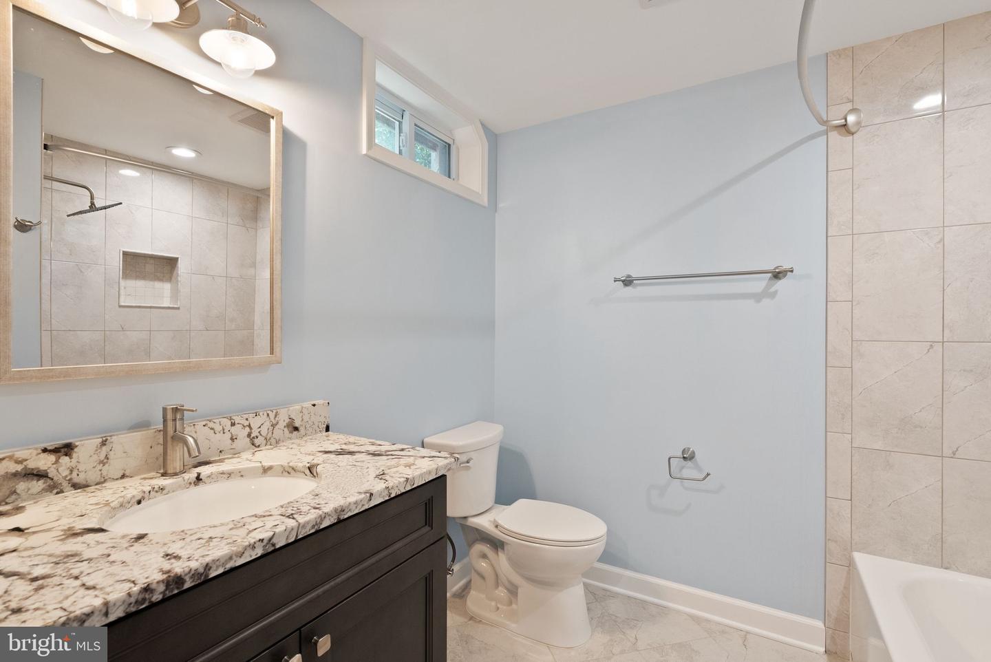 6411 BATTLE ROCK DR, CLIFTON, Virginia 20124, 4 Bedrooms Bedrooms, ,3 BathroomsBathrooms,Residential,For sale,6411 BATTLE ROCK DR,VAFX2229090 MLS # VAFX2229090