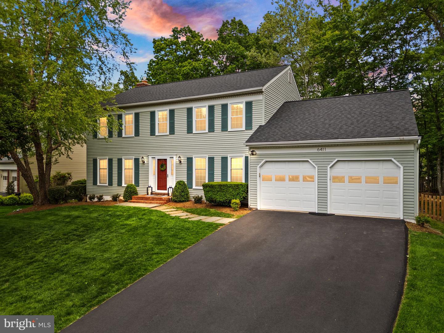 6411 BATTLE ROCK DR, CLIFTON, Virginia 20124, 4 Bedrooms Bedrooms, ,3 BathroomsBathrooms,Residential,For sale,6411 BATTLE ROCK DR,VAFX2229090 MLS # VAFX2229090