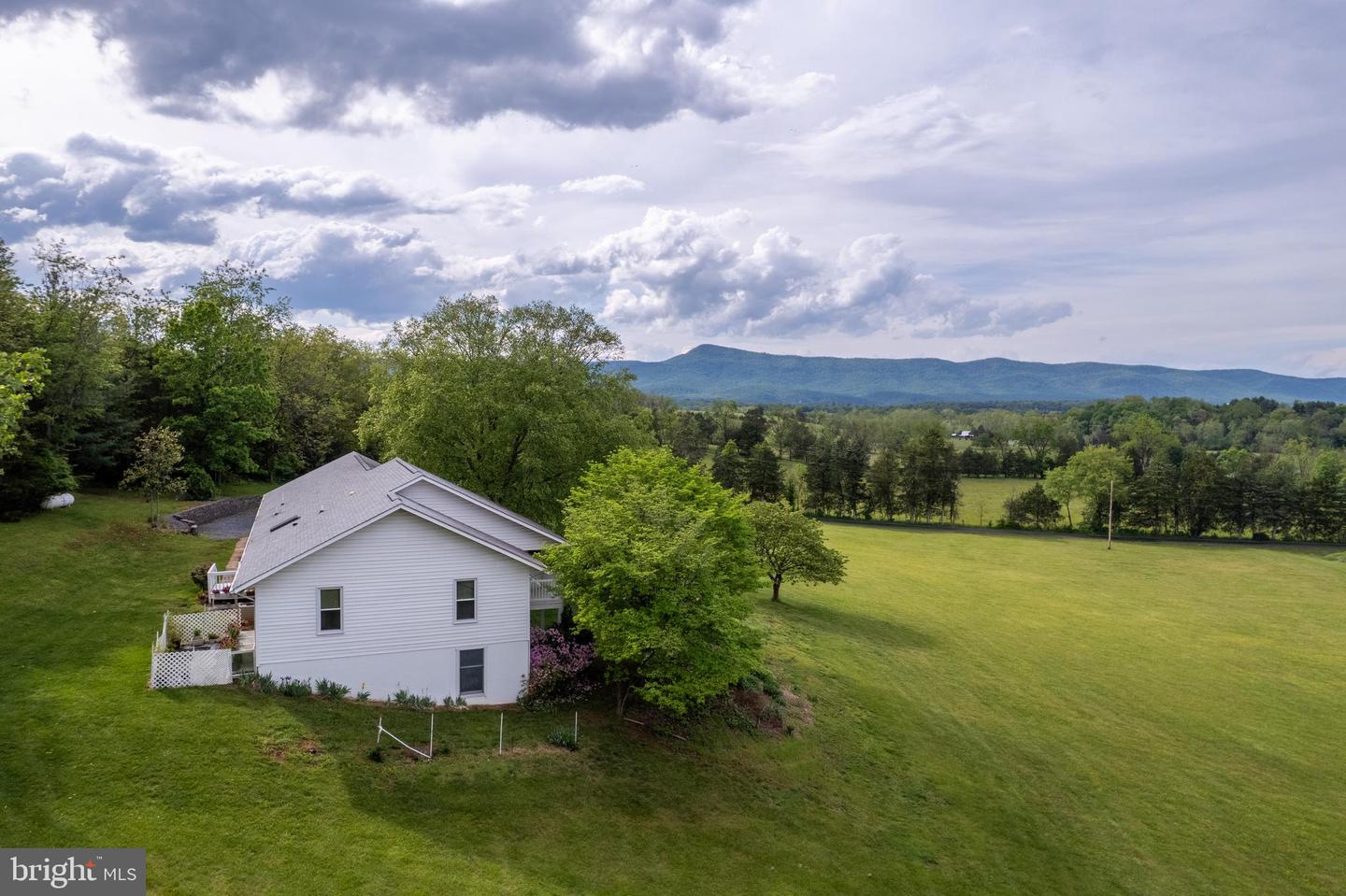 531 PARKVIEW ESTATES RD, LURAY, Virginia 22835, 3 Bedrooms Bedrooms, ,3 BathroomsBathrooms,Residential,For sale,531 PARKVIEW ESTATES RD,VAPA2004630 MLS # VAPA2004630