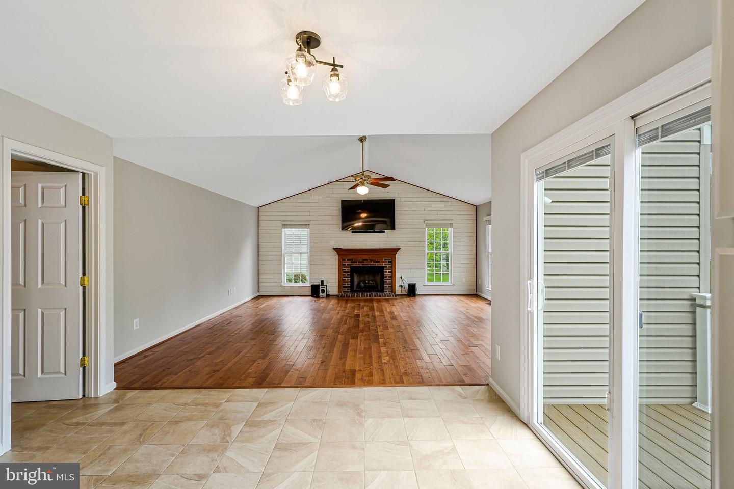218 FOXBOROUGH DR SW, LEESBURG, Virginia 20175, 4 Bedrooms Bedrooms, ,3 BathroomsBathrooms,Residential,For sale,218 FOXBOROUGH DR SW,VALO2091906 MLS # VALO2091906