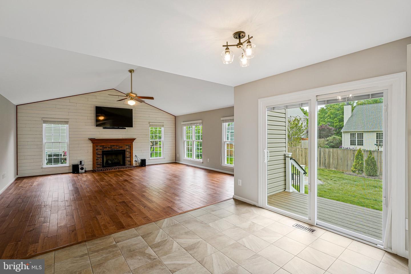 218 FOXBOROUGH DR SW, LEESBURG, Virginia 20175, 4 Bedrooms Bedrooms, ,3 BathroomsBathrooms,Residential,For sale,218 FOXBOROUGH DR SW,VALO2091906 MLS # VALO2091906