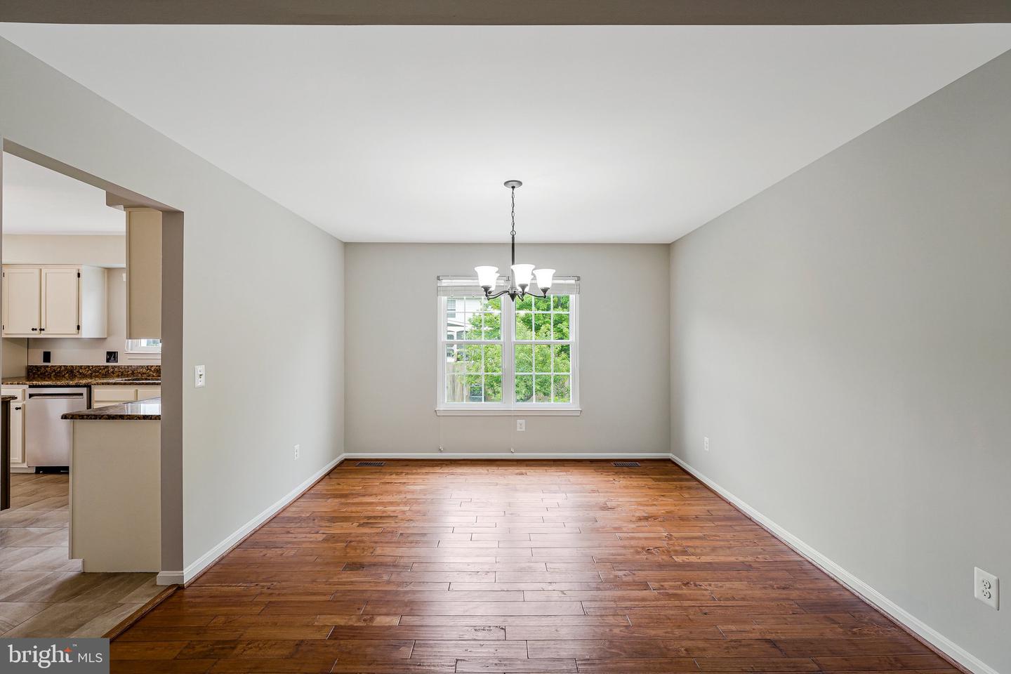 218 FOXBOROUGH DR SW, LEESBURG, Virginia 20175, 4 Bedrooms Bedrooms, ,3 BathroomsBathrooms,Residential,For sale,218 FOXBOROUGH DR SW,VALO2091906 MLS # VALO2091906