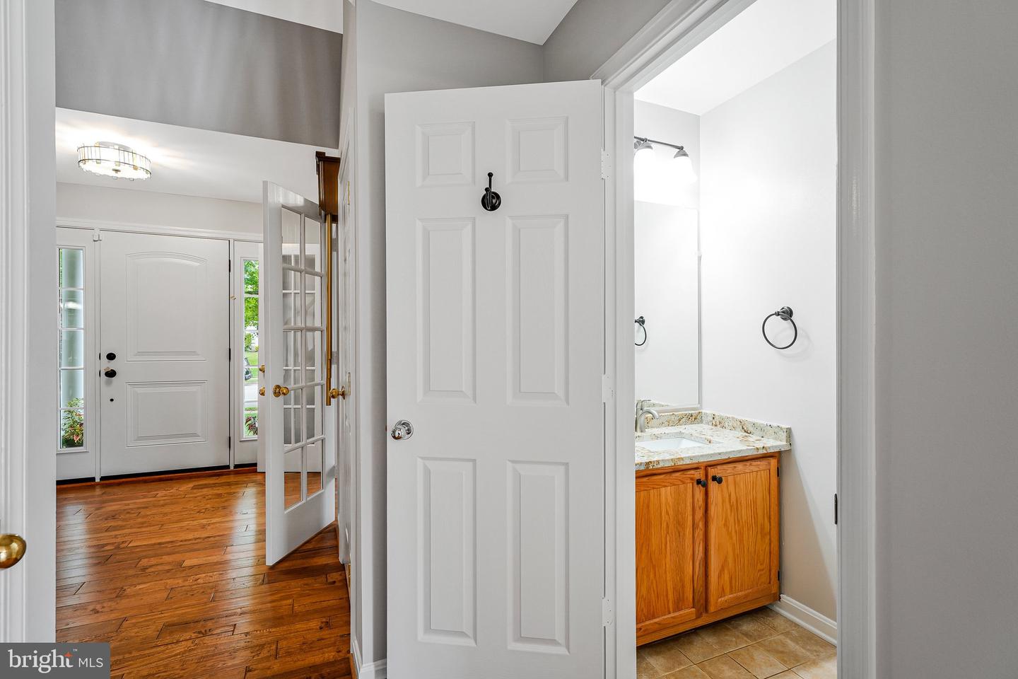 218 FOXBOROUGH DR SW, LEESBURG, Virginia 20175, 4 Bedrooms Bedrooms, ,3 BathroomsBathrooms,Residential,For sale,218 FOXBOROUGH DR SW,VALO2091906 MLS # VALO2091906