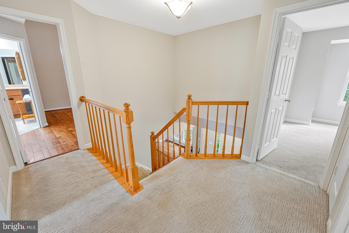 218 FOXBOROUGH DR SW, LEESBURG, Virginia 20175, 4 Bedrooms Bedrooms, ,3 BathroomsBathrooms,Residential,For sale,218 FOXBOROUGH DR SW,VALO2091906 MLS # VALO2091906