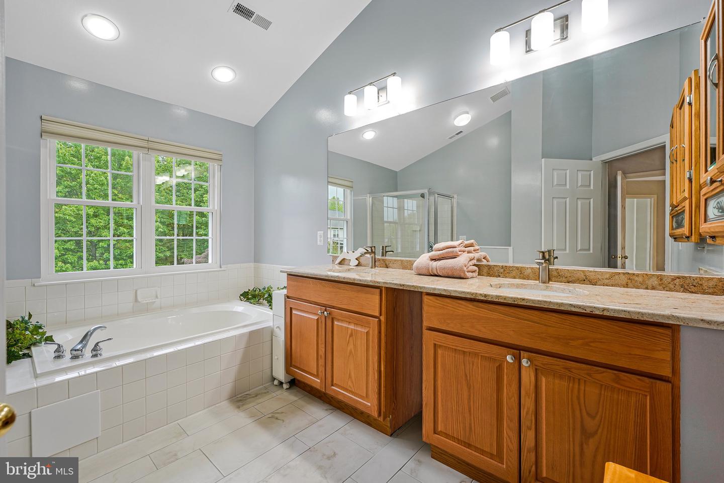 218 FOXBOROUGH DR SW, LEESBURG, Virginia 20175, 4 Bedrooms Bedrooms, ,3 BathroomsBathrooms,Residential,For sale,218 FOXBOROUGH DR SW,VALO2091906 MLS # VALO2091906