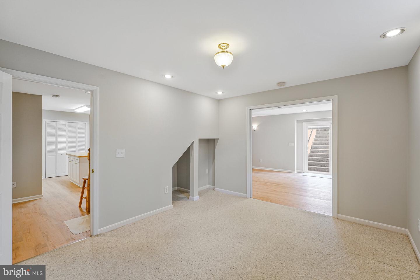 218 FOXBOROUGH DR SW, LEESBURG, Virginia 20175, 4 Bedrooms Bedrooms, ,3 BathroomsBathrooms,Residential,For sale,218 FOXBOROUGH DR SW,VALO2091906 MLS # VALO2091906