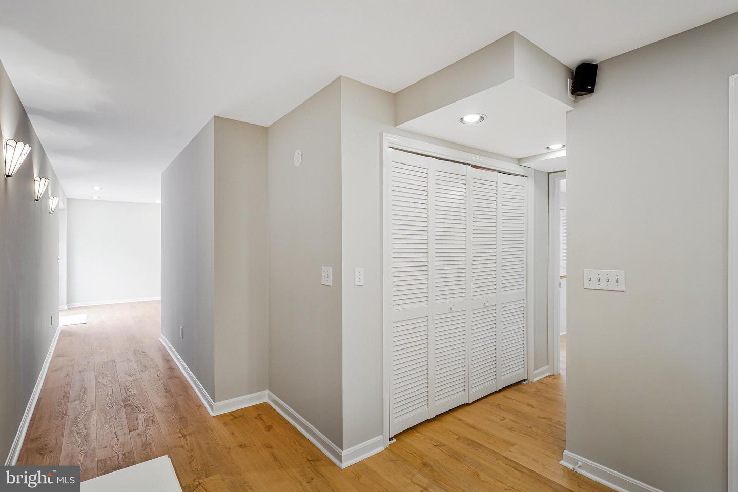 218 FOXBOROUGH DR SW, LEESBURG, Virginia 20175, 4 Bedrooms Bedrooms, ,3 BathroomsBathrooms,Residential,For sale,218 FOXBOROUGH DR SW,VALO2091906 MLS # VALO2091906